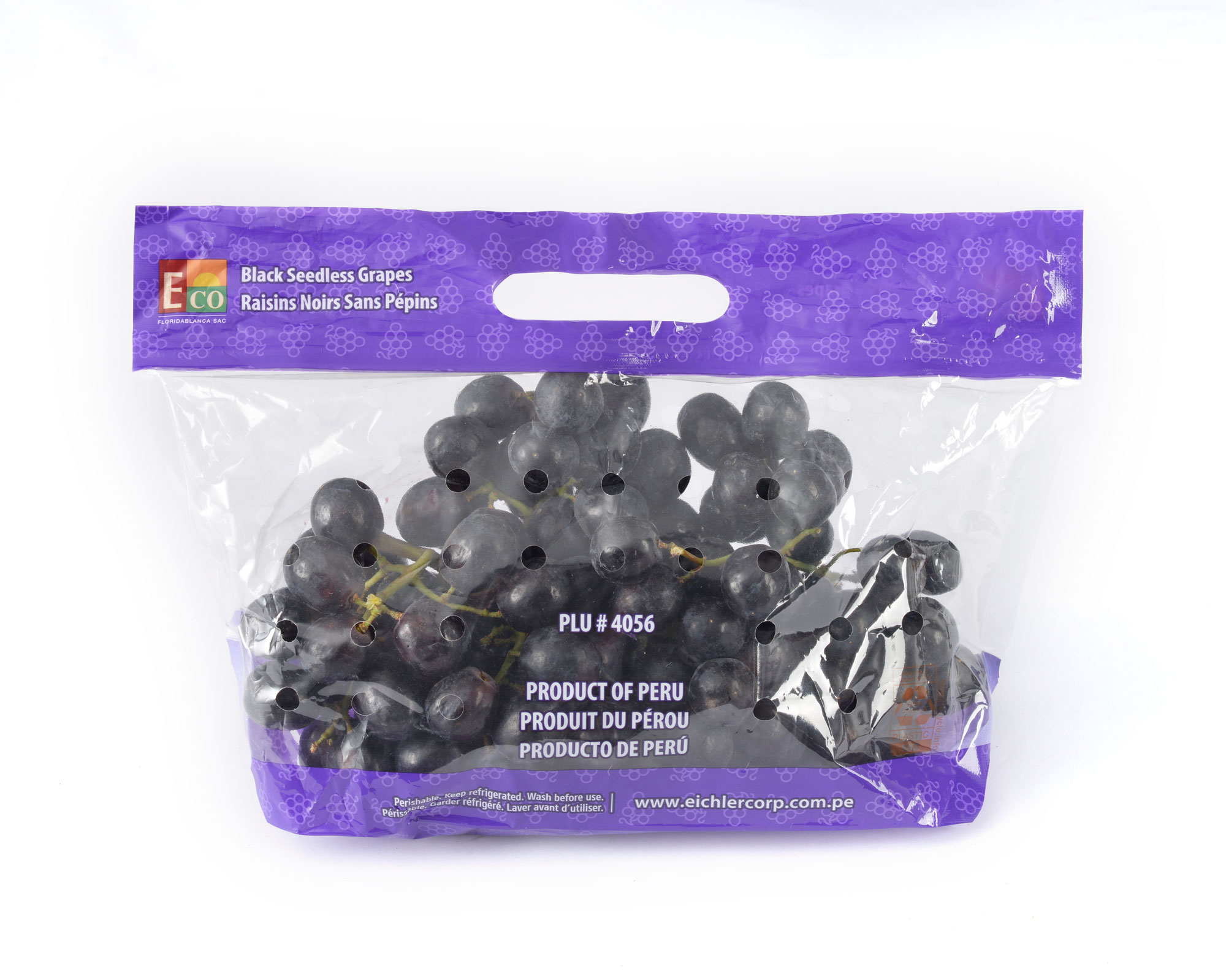 grapes_packaging_black_bag